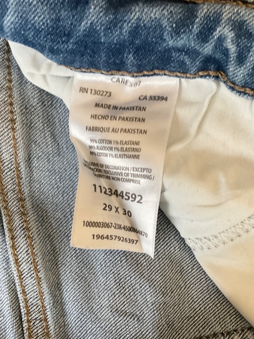 Wrangler blue denim jeans with embroidered W back pockets - Picture 7 of 7